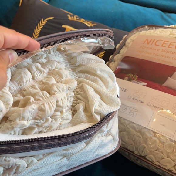 Furniture Slipcover 97% polyester 3% Spandex 💕 - Picture 12 of 15